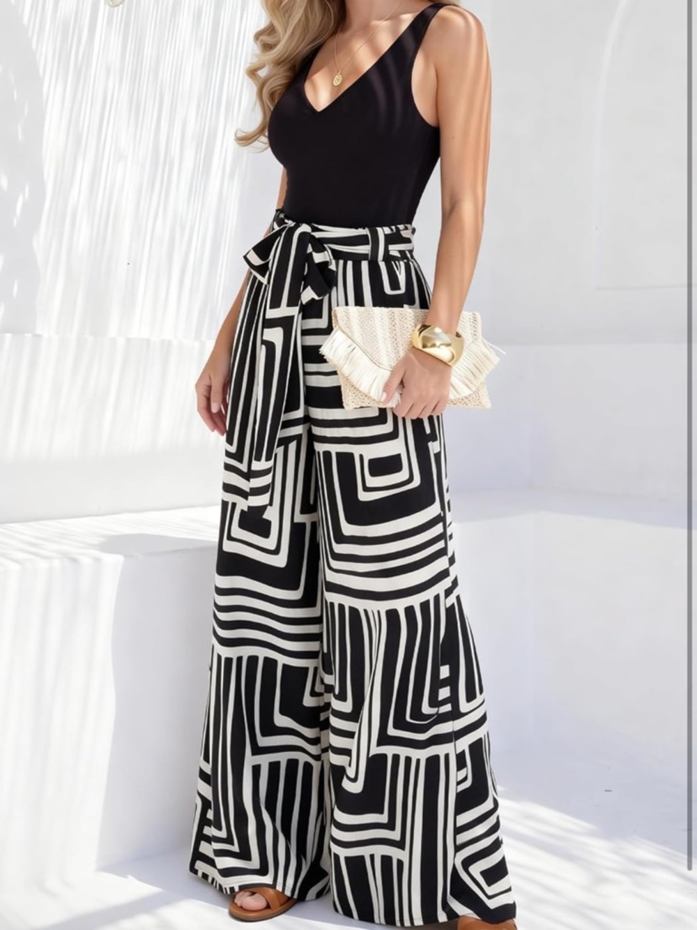 Wide Leg High-Waist Geometric Palazzo Pants Set - SMALL, NEW WITH TAGS - Picture 4 of 11